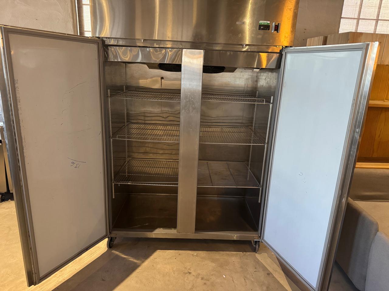 d8581358 de8a 4a22 b999 7aa9c5d684be